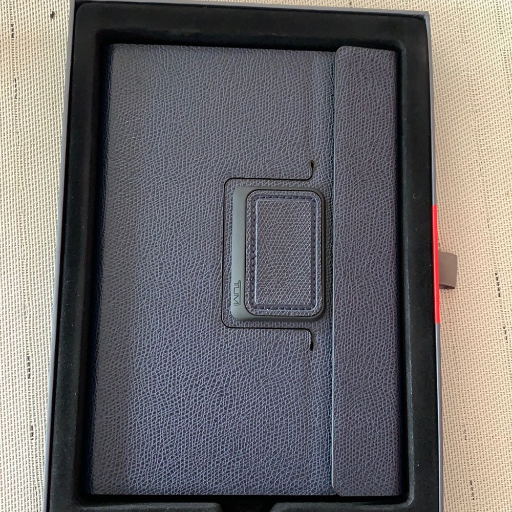 Tumi mini for iPad rotating folio case